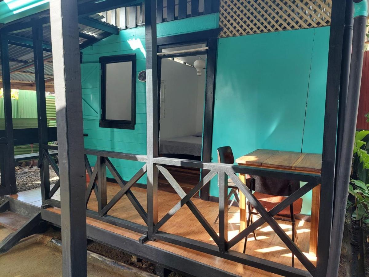 Mar Caribe Pv Otel Puerto Viejo de Talamanca Dış mekan fotoğraf